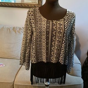 Rue 21 - Fringe bottom top